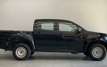 Isuzu D-Max II, 2017 год, 1 790 000 рублей, 5 фотография