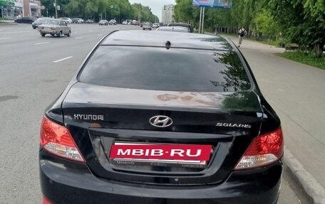 Hyundai Solaris II рестайлинг, 2011 год, 590 000 рублей, 7 фотография