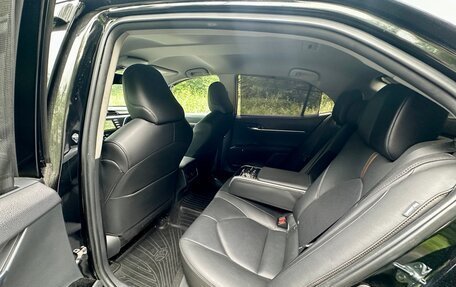 Toyota Camry, 2019 год, 2 450 000 рублей, 6 фотография