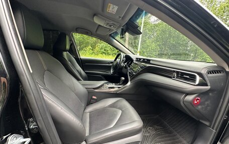 Toyota Camry, 2019 год, 2 450 000 рублей, 7 фотография