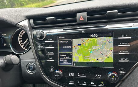 Toyota Camry, 2019 год, 2 450 000 рублей, 12 фотография