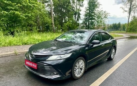 Toyota Camry, 2019 год, 2 450 000 рублей, 4 фотография
