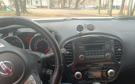 Nissan Juke II, 2011 год, 790 000 рублей, 10 фотография