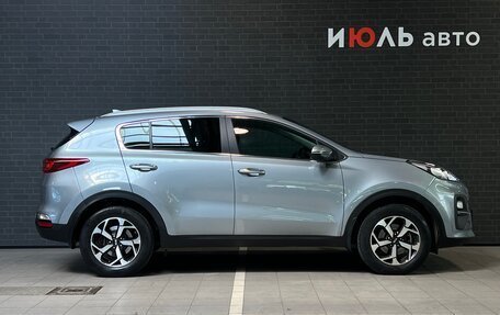 KIA Sportage IV рестайлинг, 2020 год, 2 700 000 рублей, 4 фотография