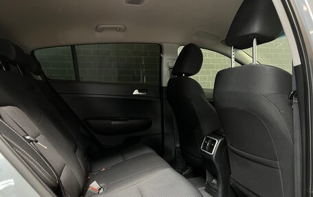 KIA Sportage IV рестайлинг, 2020 год, 2 700 000 рублей, 11 фотография