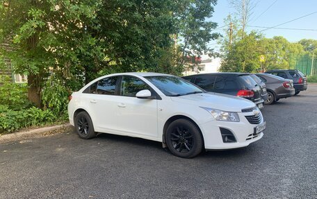 Chevrolet Cruze II, 2013 год, 850 000 рублей, 2 фотография