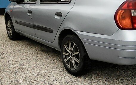 Renault Clio III, 2001 год, 235 000 рублей, 3 фотография