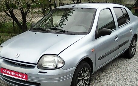 Renault Clio III, 2001 год, 235 000 рублей, 2 фотография