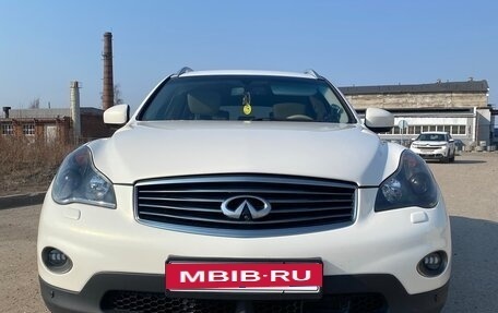 Infiniti QX50 I рестайлинг, 2013 год, 1 800 000 рублей, 2 фотография