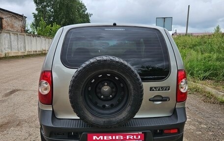 Chevrolet Niva I рестайлинг, 2012 год, 430 000 рублей, 2 фотография