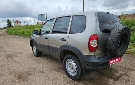Chevrolet Niva I рестайлинг, 2012 год, 430 000 рублей, 13 фотография