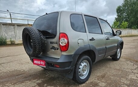 Chevrolet Niva I рестайлинг, 2012 год, 430 000 рублей, 3 фотография