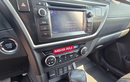 Toyota Auris II, 2013 год, 1 230 000 рублей, 34 фотография