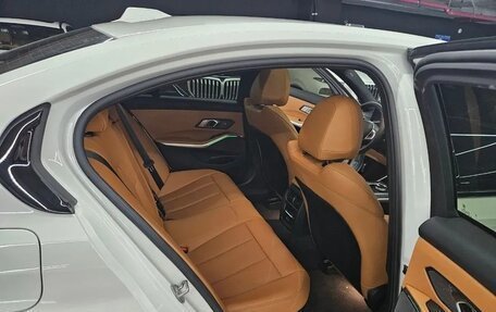 BMW 3 серия, 2024 год, 5 150 000 рублей, 14 фотография