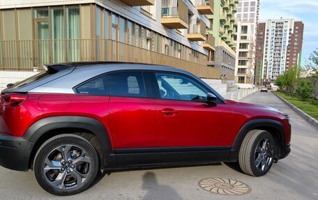 Mazda MX-30, 2021 год, 2 230 000 рублей, 17 фотография