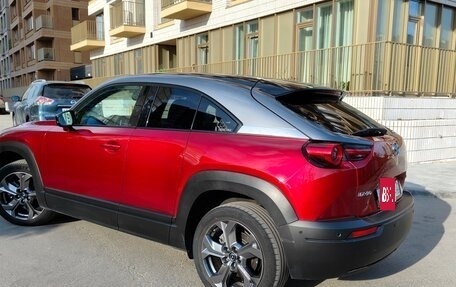 Mazda MX-30, 2021 год, 2 230 000 рублей, 7 фотография