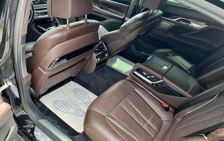 BMW 7 серия, 2020 год, 6 350 000 рублей, 13 фотография