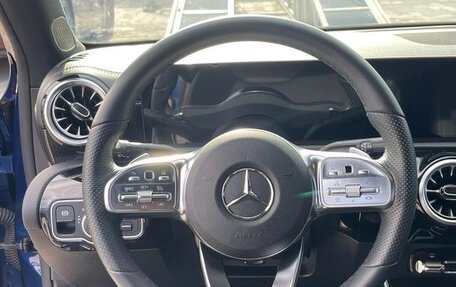 Mercedes-Benz A-Класс, 2021 год, 1 980 000 рублей, 11 фотография