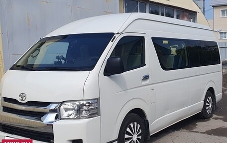 Toyota HiAce H200, 2014 год, 2 100 000 рублей, 3 фотография