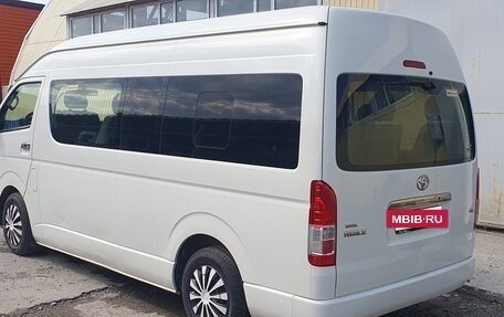 Toyota HiAce H200, 2014 год, 2 100 000 рублей, 5 фотография