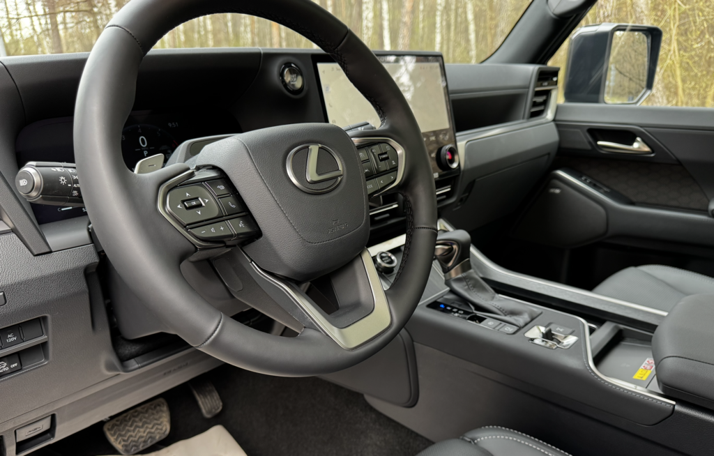 Lexus GX II рестайлинг 2, 2024 год, 14 300 000 рублей, 10 фотография