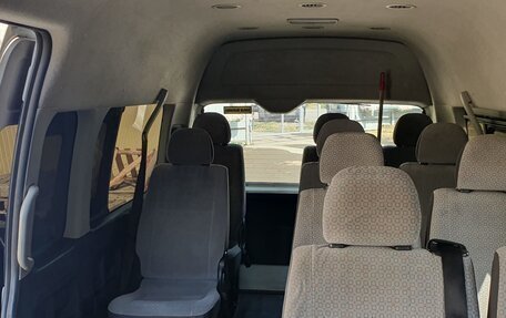Toyota HiAce H200, 2014 год, 2 100 000 рублей, 20 фотография