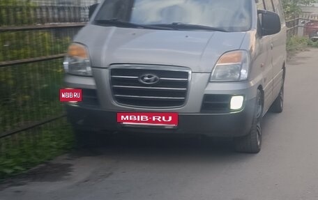 Hyundai Starex I рестайлинг, 2007 год, 650 000 рублей, 2 фотография