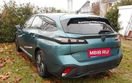 Peugeot 308, 2022 год, 2 735 000 рублей, 3 фотография