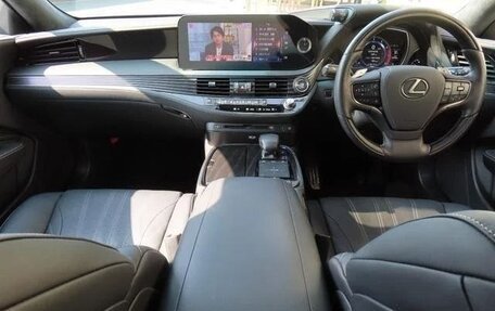 Lexus LS IV, 2022 год, 9 250 000 рублей, 5 фотография