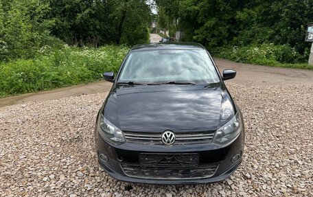 Volkswagen Polo VI (EU Market), 2012 год, 350 000 рублей, 1 фотография
