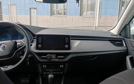 Skoda Rapid II, 2021 год, 1 700 000 рублей, 6 фотография
