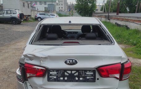KIA Rio III рестайлинг, 2015 год, 400 000 рублей, 4 фотография
