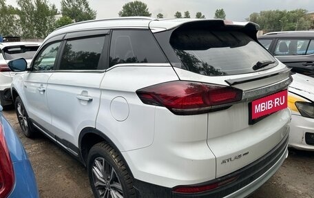 Geely Atlas, 2024 год, 2 350 000 рублей, 3 фотография