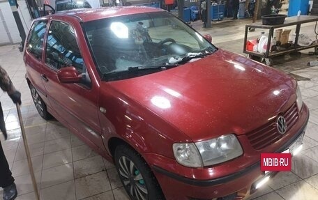 Volkswagen Polo III рестайлинг, 2001 год, 265 000 рублей, 5 фотография