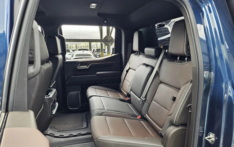 GMC Sierra, 2023 год, 10 714 000 рублей, 12 фотография