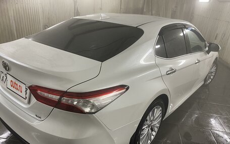 Toyota Camry, 2018 год, 3 100 000 рублей, 8 фотография