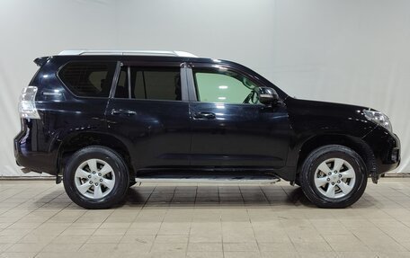 Toyota Land Cruiser Prado 150 рестайлинг 2, 2010 год, 2 500 000 рублей, 4 фотография