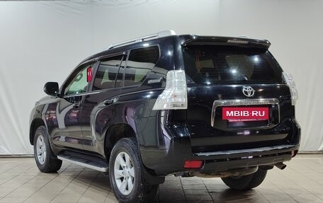 Toyota Land Cruiser Prado 150 рестайлинг 2, 2010 год, 2 500 000 рублей, 7 фотография