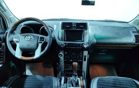 Toyota Land Cruiser Prado 150 рестайлинг 2, 2010 год, 2 500 000 рублей, 14 фотография