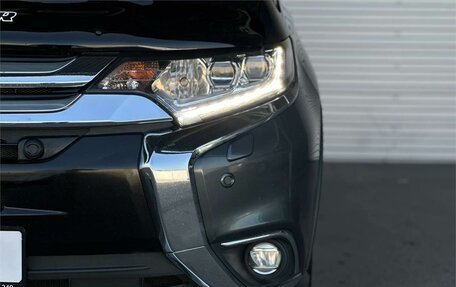 Mitsubishi Outlander III рестайлинг 3, 2018 год, 2 995 000 рублей, 25 фотография