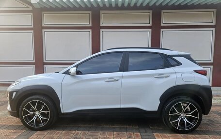 Hyundai Kona I, 2021 год, 1 460 000 рублей, 3 фотография