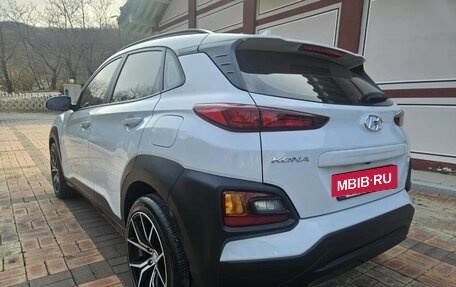 Hyundai Kona I, 2021 год, 1 460 000 рублей, 2 фотография