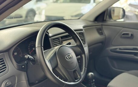 KIA Rio II, 2010 год, 650 000 рублей, 12 фотография
