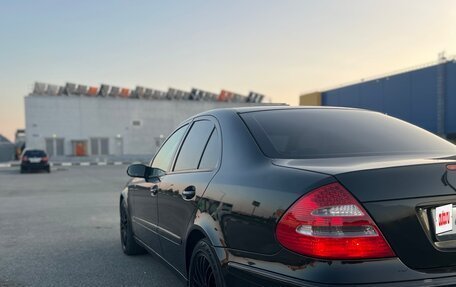 Mercedes-Benz E-Класс, 2005 год, 1 020 000 рублей, 5 фотография