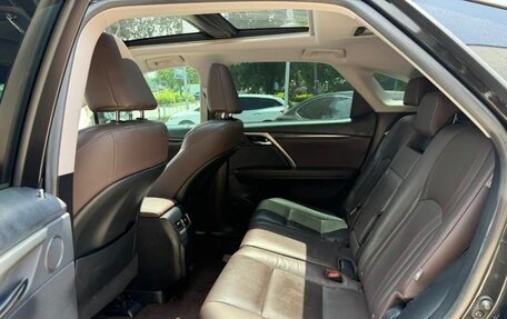 Lexus RX IV рестайлинг, 2022 год, 4 120 000 рублей, 9 фотография