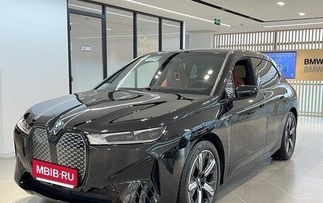 BMW iX, 2024 год, 8 600 000 рублей, 3 фотография