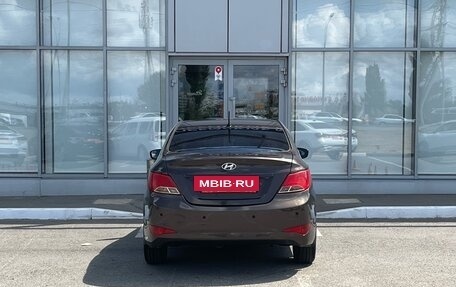 Hyundai Solaris II рестайлинг, 2014 год, 990 000 рублей, 6 фотография