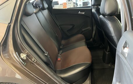 Hyundai Solaris II рестайлинг, 2014 год, 990 000 рублей, 24 фотография