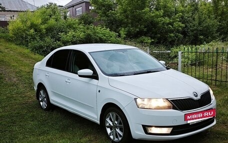 Skoda Rapid I, 2015 год, 1 050 000 рублей, 5 фотография