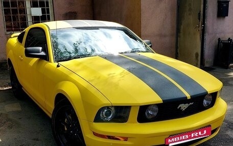 Ford Mustang VI рестайлинг, 2006 год, 3 000 000 рублей, 3 фотография